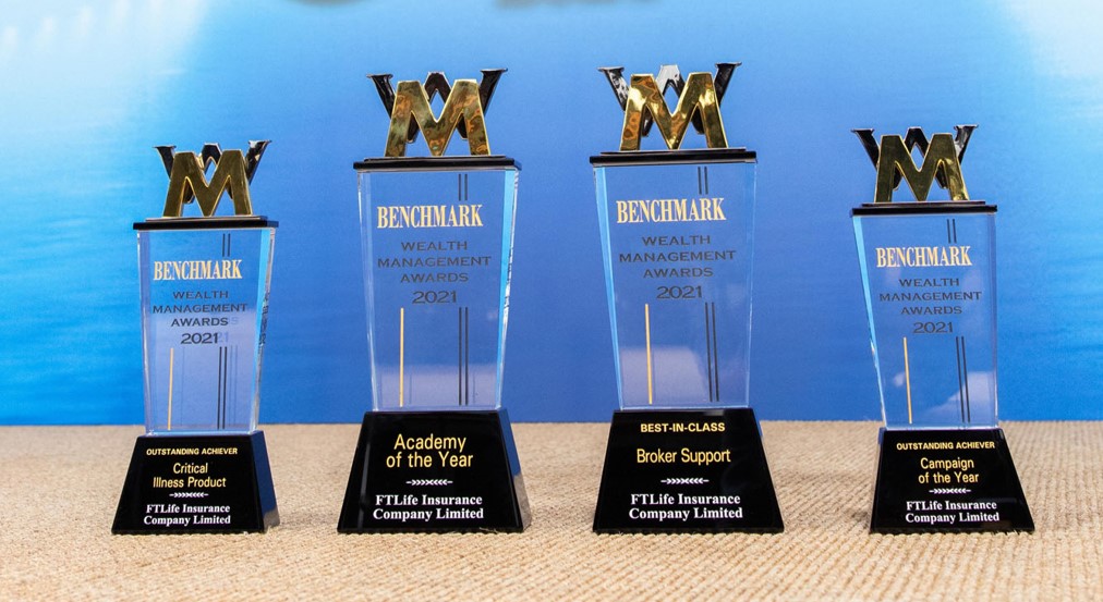 FTLife scoops four accolades at “BENCHMARK Wealth Management Awards 2021